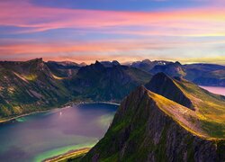 Norwegia, Wyspa, Senja, Morze, Góry, Husfjellet, Zachód słońca