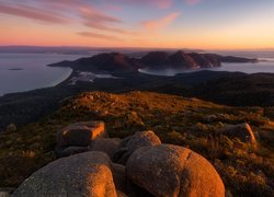 Morze, Skały, Kamienie, Wschód słońca, Półwysep Freycineta, Park Narodowy Freycineta, Tasmania, Australia