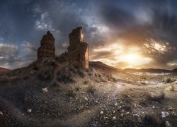 Hiszpania, Rejon Andaluzja, Prowincja Almeria, Gmina Berja, Ruiny, Zamek Alcazaba de Villavieja, Zachód słońca