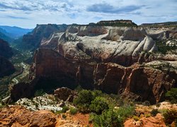 Kanion, Skały, Dolina, Rzeka, Drzewa, Park Narodowy Zion, Utah, Stany Zjednoczone