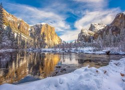 Zima, Góry, Sierra Nevada, Rzeka, Merced River, Śnieg, Park Narodowy Yosemite, Kalifornia, Stany Zjednoczone