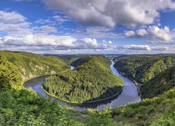 Rzeka Saara, Zalesione, Wzgórza, Drzewa, Chmury, Zakole, Meandro del Sarre, Mettlach, Niemcy