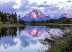 Park Narodowy Grand Teton, Góry Teton Range, Rzeka, Snake River, Drzewa, Chmury, Stan Wyoming, Stany Zjednoczone