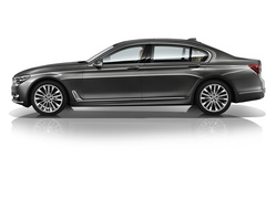 Samochód BMW 750Li xDrive Excellence G12 rocznik 2015