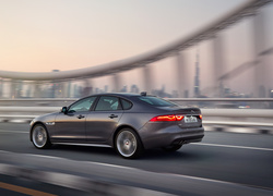 Jaguar XF, Ammonite Gray Metallic, 2016