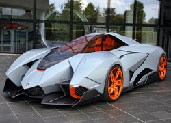 Samochód Lamborghini Egoista rocznik 2013