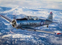 Lot, Samolot, North American T-6 Texan, Góry, Śnieg