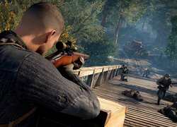 Scena walki z gry Sniper Elite 5