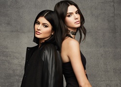 Siostry Kendall i Kylie Jenner podczas sesji zdjęciowej