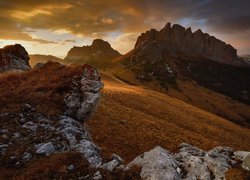 Skaliste góry Kaukazu w Republice Adygei