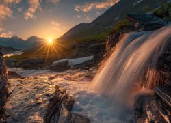Skalny wodospad w Norwegii