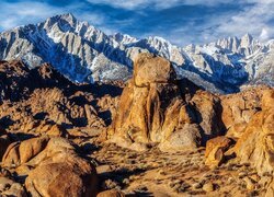 Stany Zjednoczone, Kalifornia, Skały, Alabama Hills, Góry, Ośnieżone