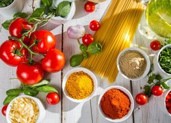 Pomidory, Makaron, Przyprawy, Produkty, Spaghetti