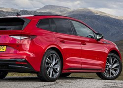 Skoda Enyaq iV Sportline w kolorze czerwonym