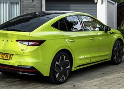 Skoda Enyaq vRS Coupe iV tył i bok