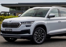 Skoda Kodiaq przód i bok