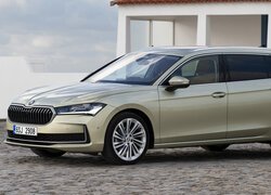 Skoda Superb Combi
