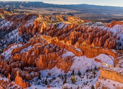 Góry, Skały, Śnieg, Park Narodowy Bryce Canyon, Utah, Stany zjednoczone