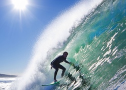 Surfing fala