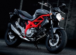 Suzuki SFV650 Gladius rocznik 2014