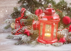 Świąteczny stroik z lampionem