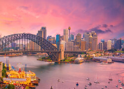 Sydney Harbour Bridge nad zatoką Port Jackson