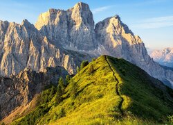 Szczyt Monte Pelmo w Dolomitach