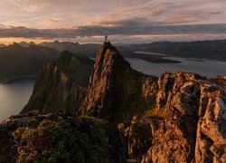 Norwegia, Góry, Szczyty, Skały, Wyspa Senja, Morze Norweskie