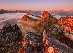 Góry, Skały, Mgła, Wyspa Senja, Norwegia