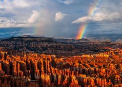 Kanion, Tęcza, Skały, Park Narodowy Bryce Canyon, Stan Utah, Stany Zjednoczone