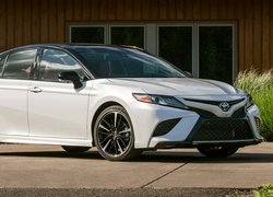 Toyota Camry XSE, 2018