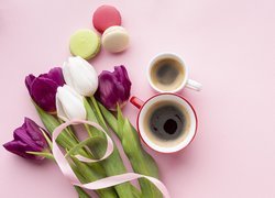 Kwiaty, Tulipany, Kubki, Kawa, Ciasteczka, Makaroniki