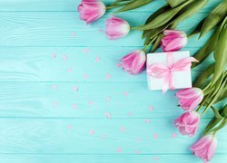 Tulipany z serduszkami