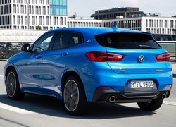 Tył BMW X2 M35i