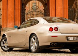 Tył Ferrari 612 Scaglietti