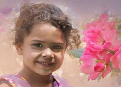 Uśmiechnięta dziewczynka obok kwiatów dzikiej róży