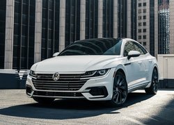 Volkswagen Arteon, Przód