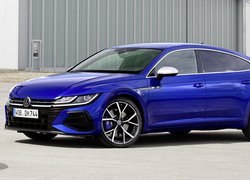 Volkswagen Arteon R bokiem