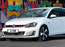 Volkswagen Golf VII GTI