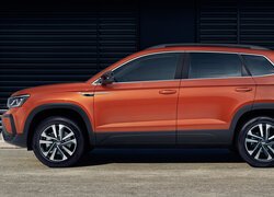 Volkswagen Taos, Bok