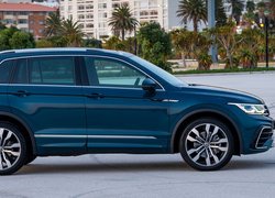 Volkswagen Tiguan R bok