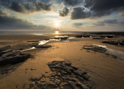 Walia, Plaża Dunraven Bay, Kamienie, Wschód Słońca, Morze, Niebo, Chmury