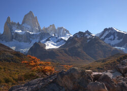 Widok na Andy i szczyt Fitz Roy