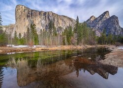 Stany Zjednoczone, Kalifornia, Park Narodowy Yosemite, Rzeka, Merced River, Góry, El Capitan, Drzewa