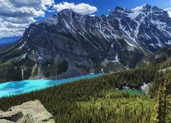 Park Narodowy Banff, Góry, Fairview Mountain, Jezioro, Lake Louise, Drzewa, Chmury, Prowincja Alberta, Kanada