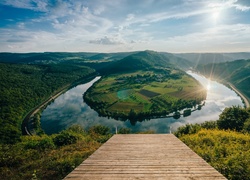 Widok na miasteczko Hamm w zakolu rzeki Saary