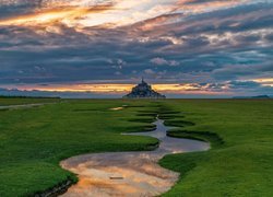 Łąki, Rozlewisko, Klasztor, Opactwo św Archanioła, Mont Saint Michel, Normandia, Francja