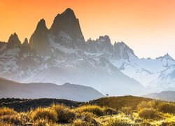 Argentyna, Park Narodowy Los Glaciares, Ośnieżone, Zamglone, Góry, Roślinność