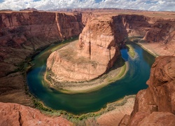 Widok na rzekę w kanionie Kolorado w Arizonie