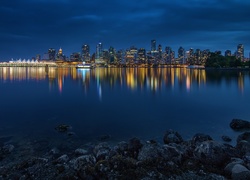 Kanada, Vancouver, Stanley Park, Zatoka, Brzeg, Kamienie, Noc,  Zdjęcie miasta